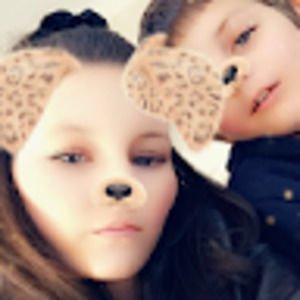 Meet your Posher, Ebony